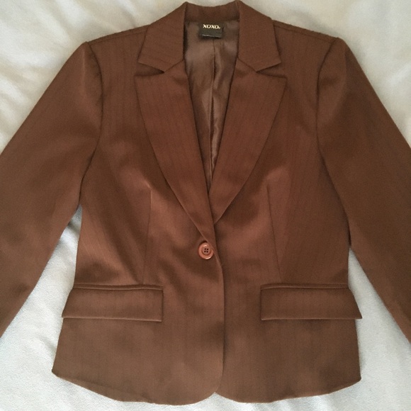 Brown Blazer - Picture 3 of 6